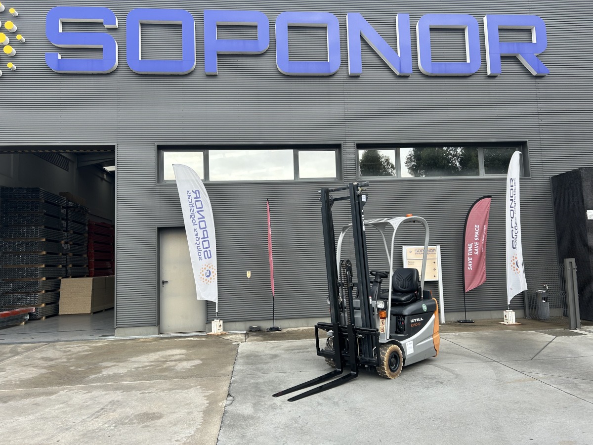 Soponor - Estantes, Racks, Empilhadores 17 Empilhador Still RX50 10 editada