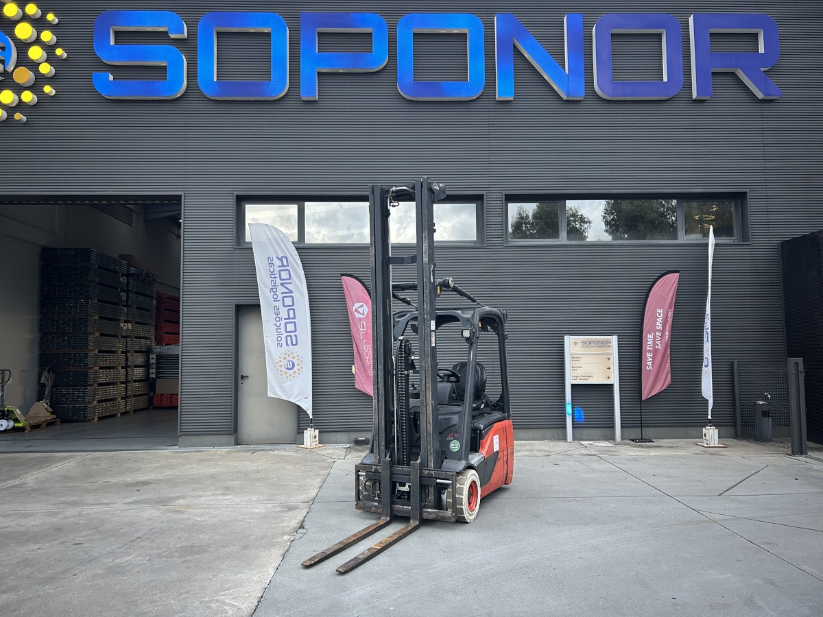 Soponor - Estantes, Racks, Empilhadores 19 Linde E16C 02 editada