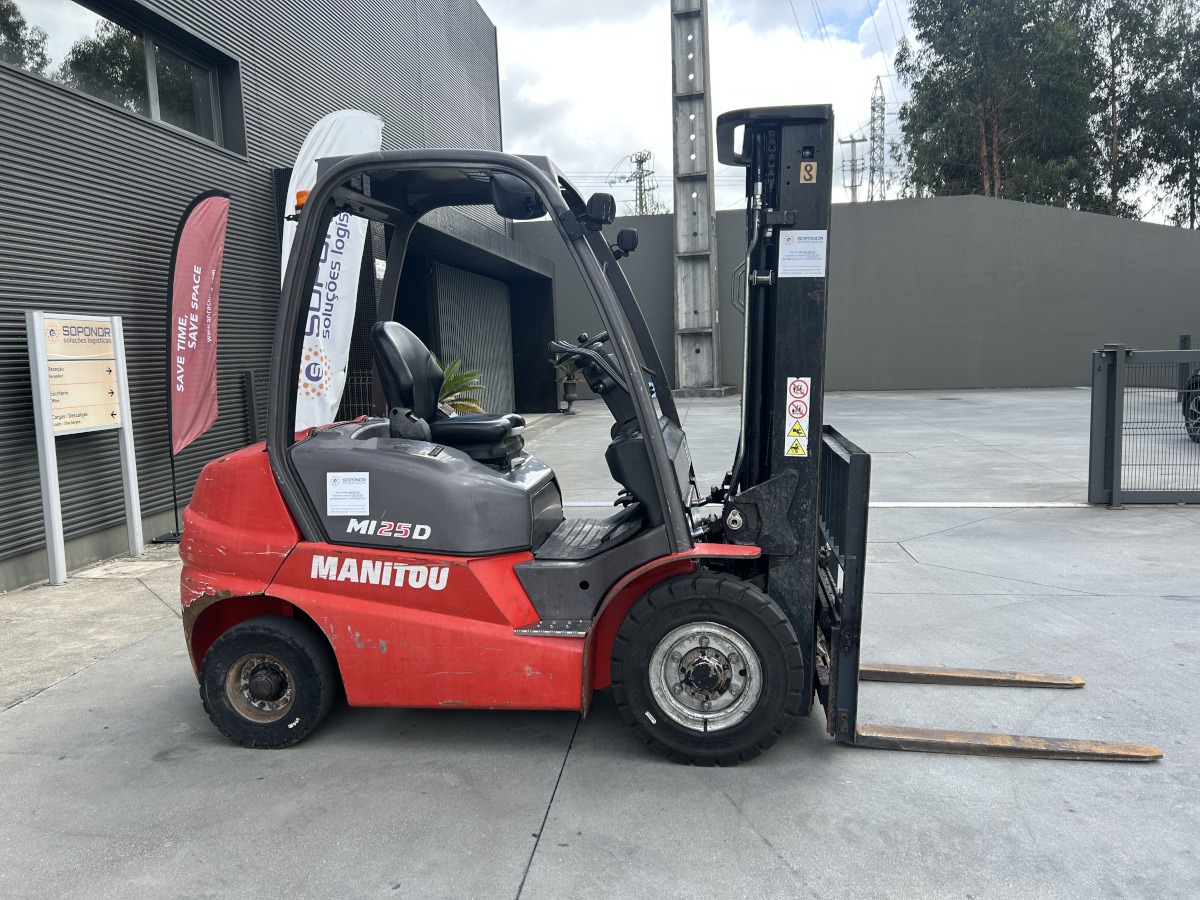 Manitou MI25D editada1